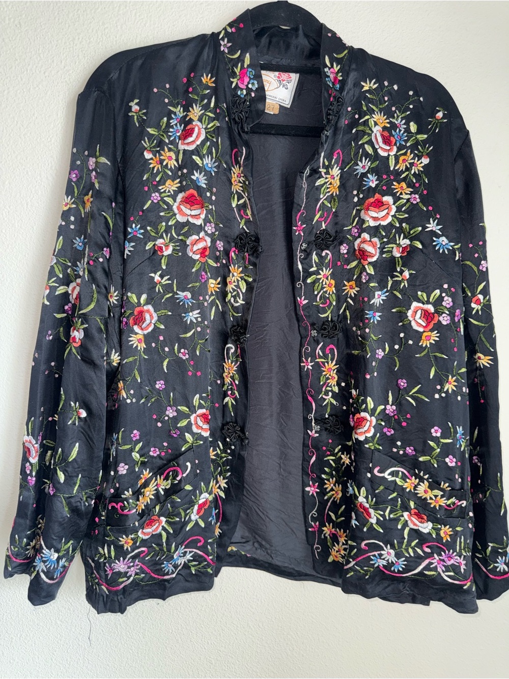Vintage Peony Brand Black Floral Embroidered Silk Jacket – Large - Picture 3 of 9